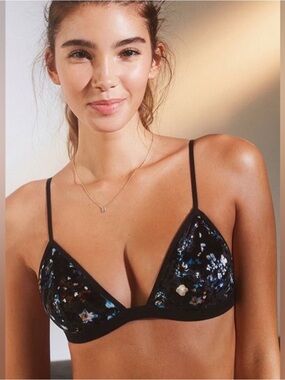 Urban Outfitters Out From Under Velvet Bralette